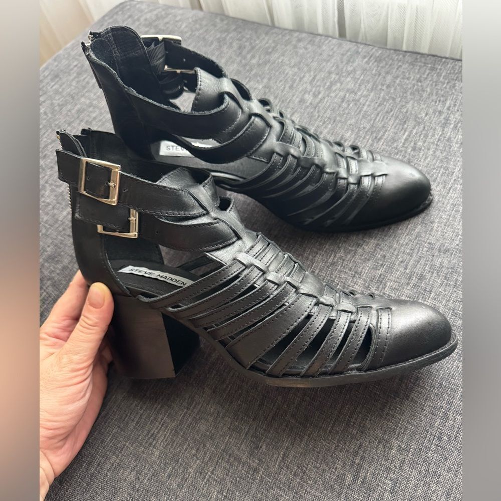 Steve Madden Frenchey Leather Ankle Bootie Size 9